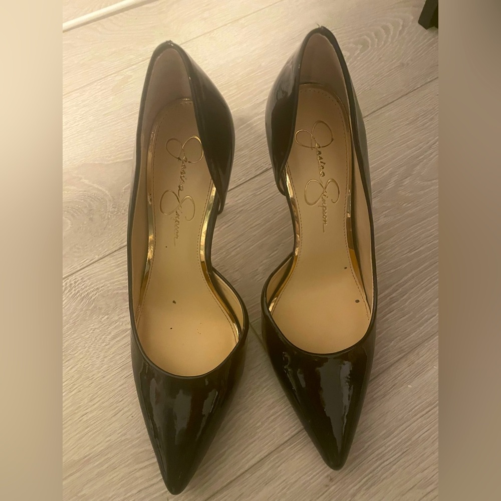 Jessica Simpson Black Pumps